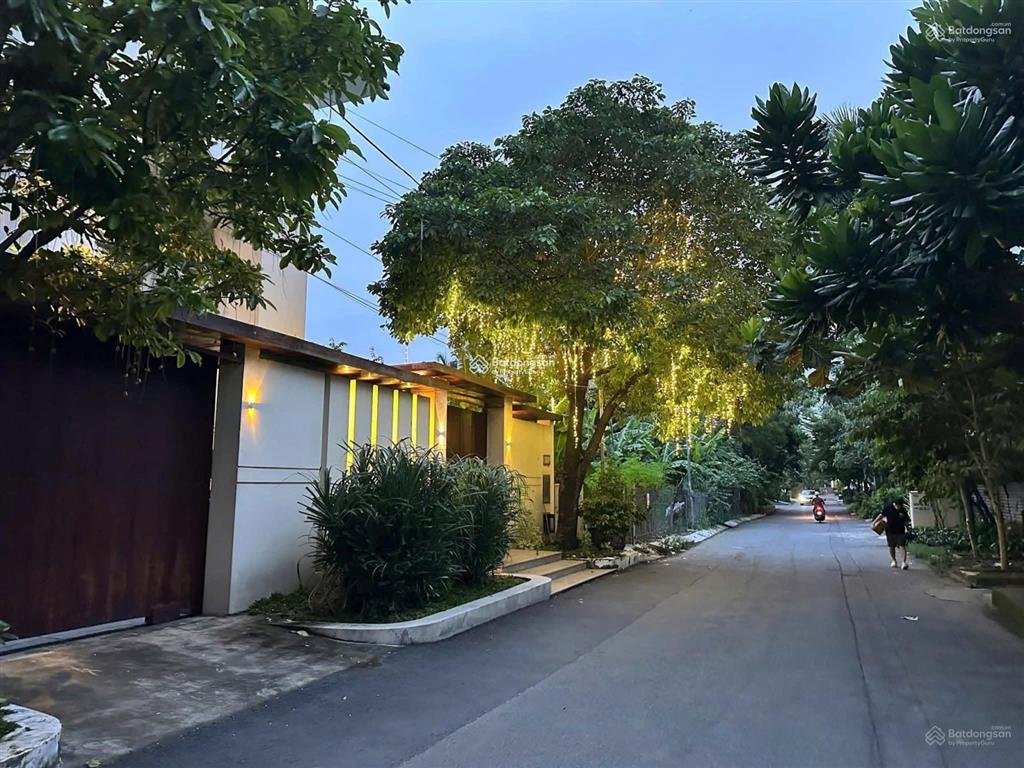 View lammart 81  biệt thự đường số 34  trần não (12x20m) cn 240m2  3 tầng  giá 50 tỷ