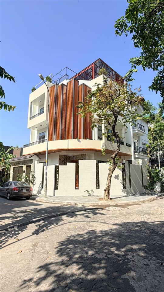 Biệt thự mini rẻ  đẹp đặng thùy trâm bình thạnh  dt 10x15m  4 tầng + tm  giá chỉ 23 tỷ