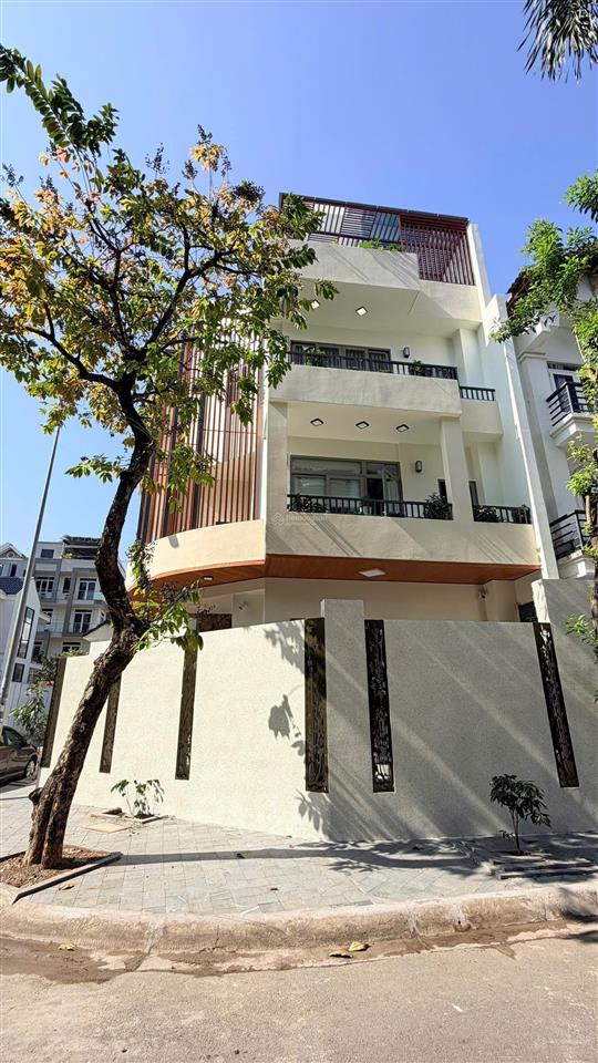 Biệt thự mini rẻ  đẹp đặng thùy trâm bình thạnh  dt 10x15m  4 tầng + tm  giá chỉ 23 tỷ
