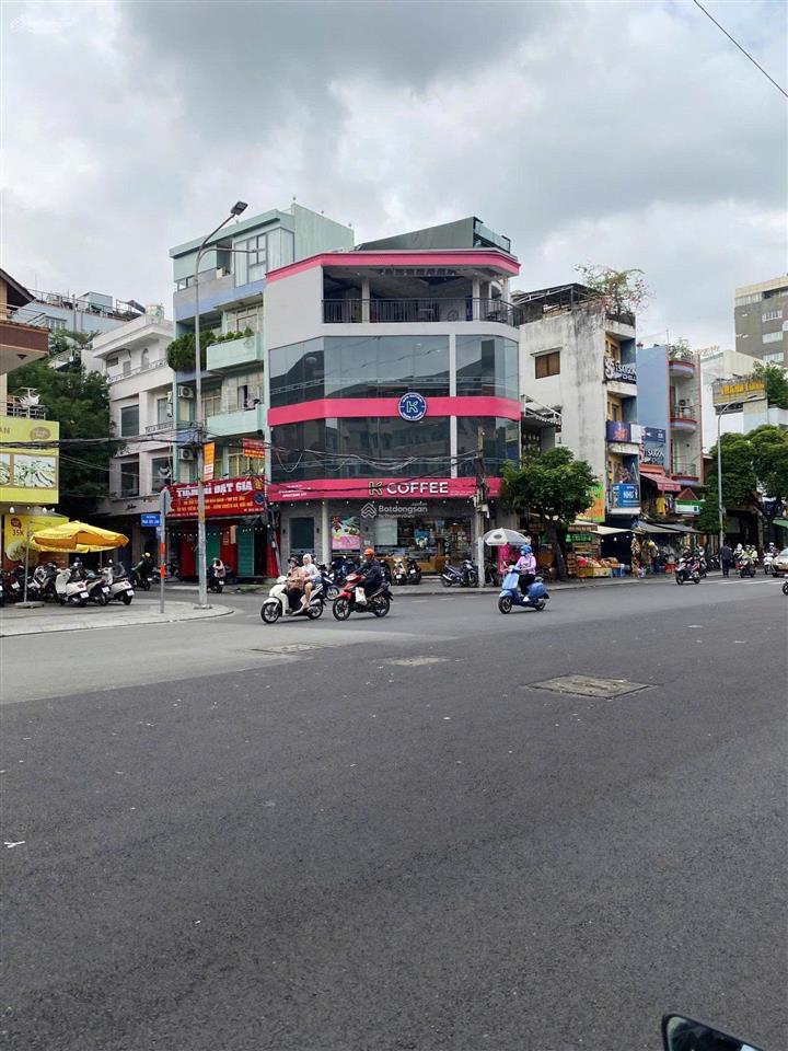 Góc 2mt khu phố ẩm thực phan xích long + phan đăng lưu  dt 10x15m  3t  hđt 138tr  giá 30 tỷ