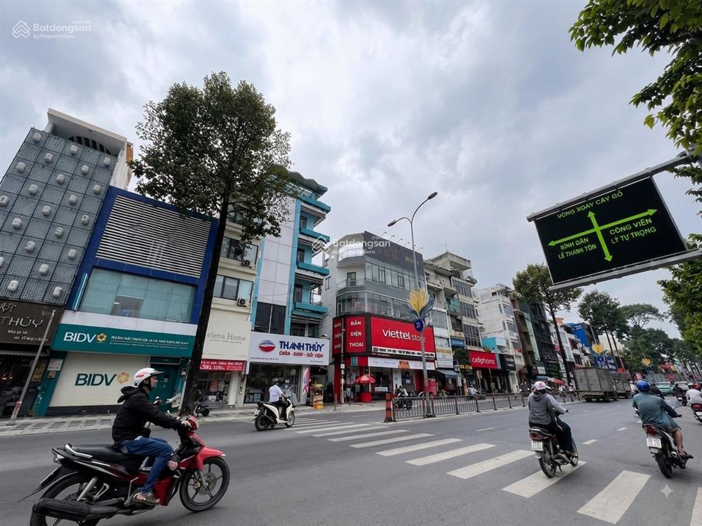 Một đời chủ  giá rẻ hơn 20%  mặt tiền 3 tháng 2 + cao thắng  4 tầng  giá 28 tỷ