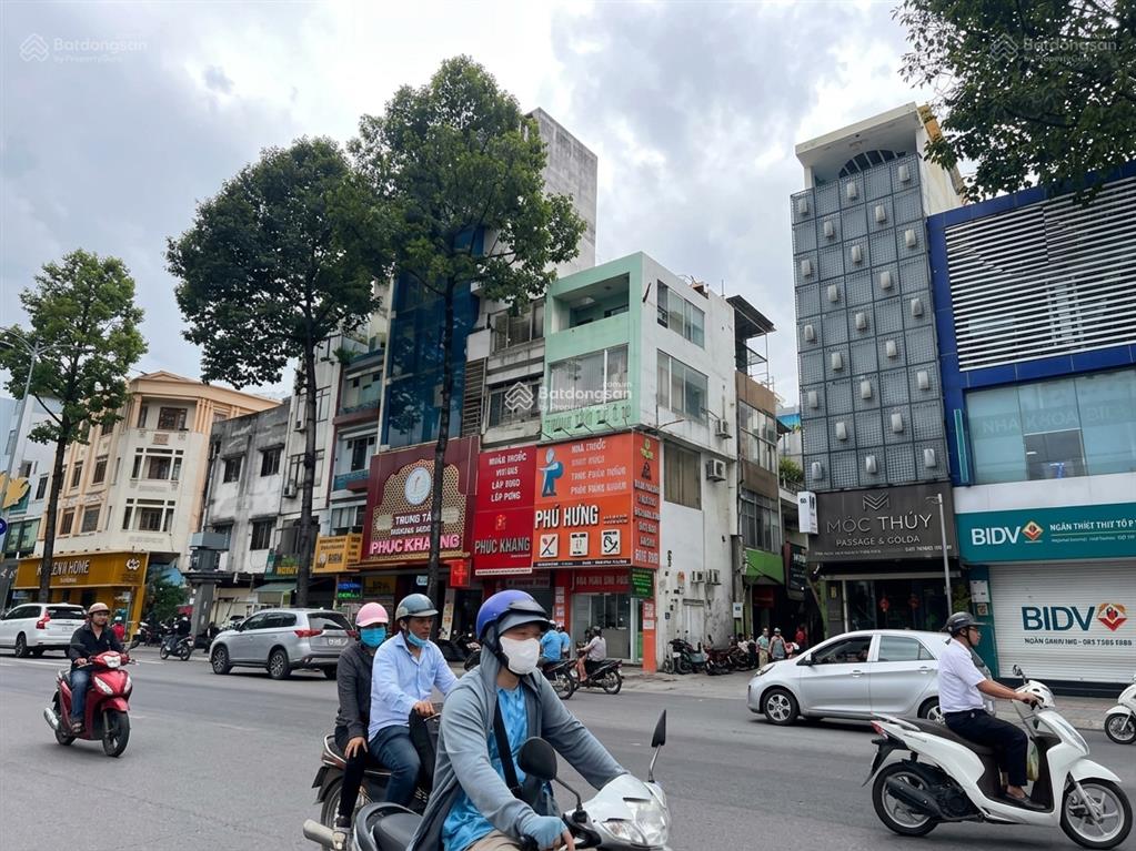 Một đời chủ  giá rẻ hơn 20%  mặt tiền 3 tháng 2 + cao thắng  4 tầng  giá 28 tỷ
