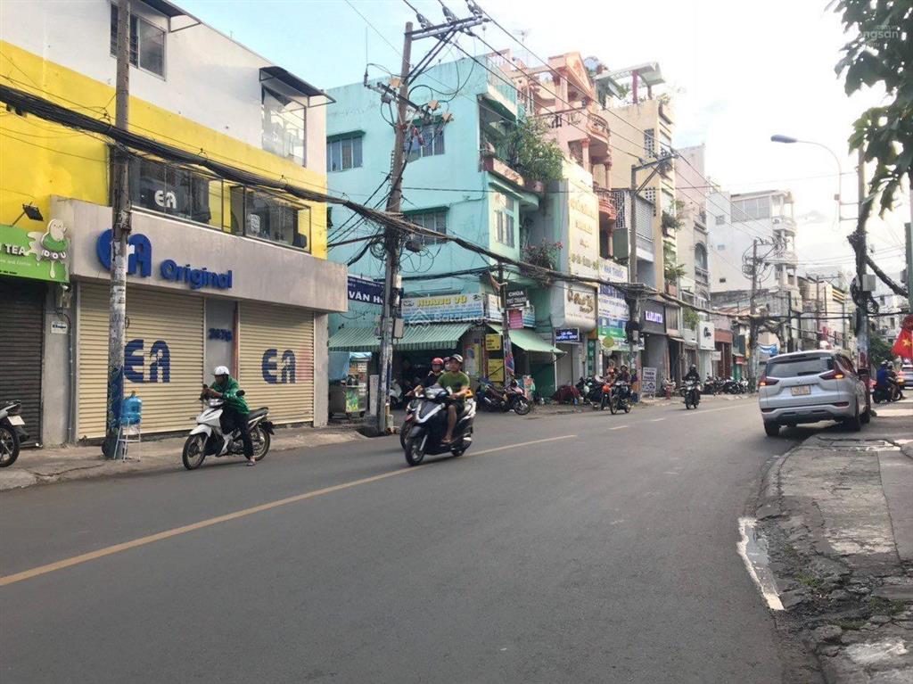 Bán khuôn đất xây văn phòng mt nguyễn trọng tuyển. 6.5 x 24m. 149m2. đất trống. giá 38.5 tỷ tl