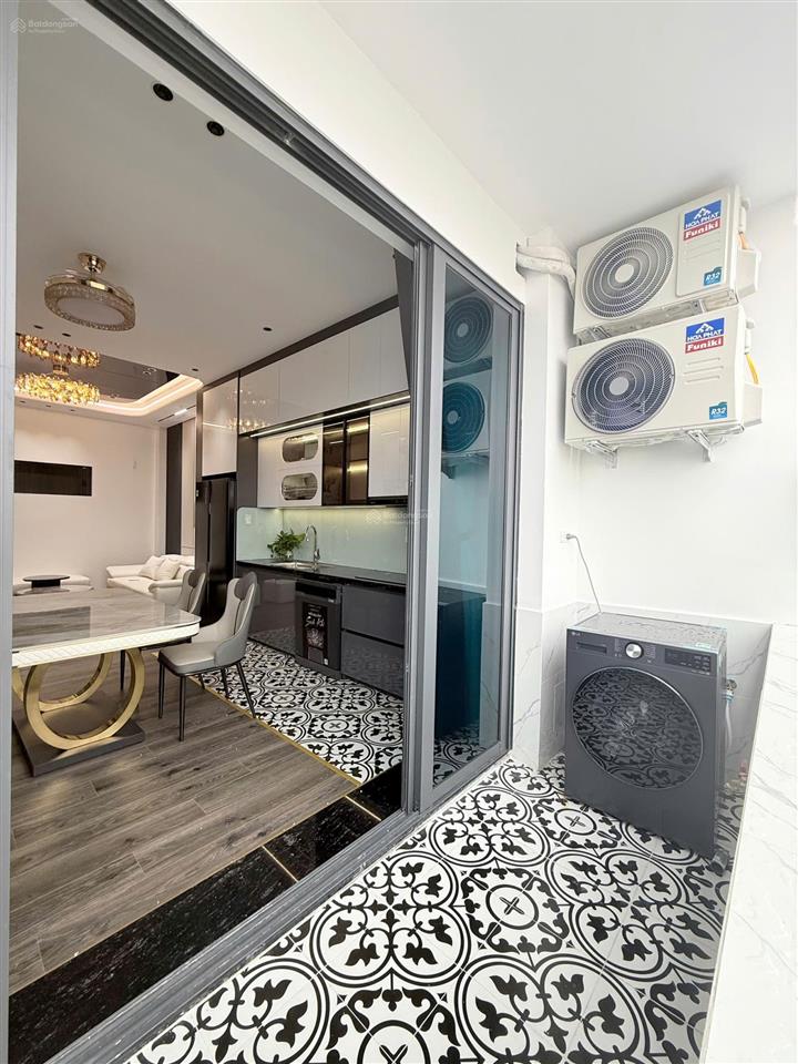 Bán cc 2pn 2wc, 71m2 giá ưu đãi 4,85 tỷ tại phường đức giang, long biên, hà nội