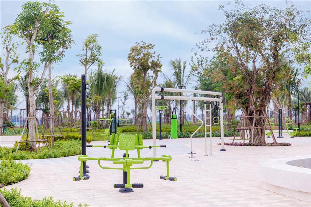 Shop 2 mặt tiền 100m2 giá chỉ từ 8,481 tỷ tại vinhomes golden city dương kinh  hải phòng
