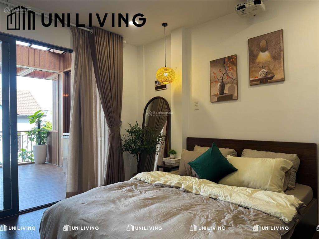 [cho thuê] căn hộ ban công lớn ngay trần não  1/8 trống