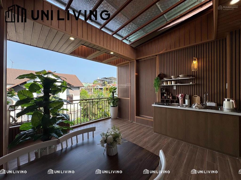 [cho thuê] căn hộ ban công lớn ngay trần não  1/8 trống