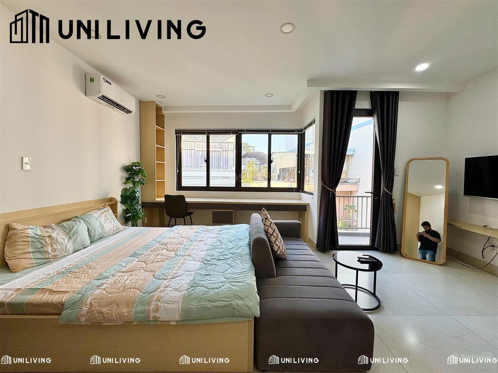 Cho thuê studio ban công lớn ngay trung tâm thảo điền