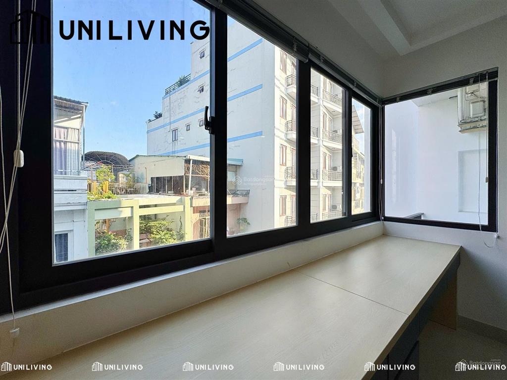 Cho thuê studio ban công lớn ngay trung tâm thảo điền
