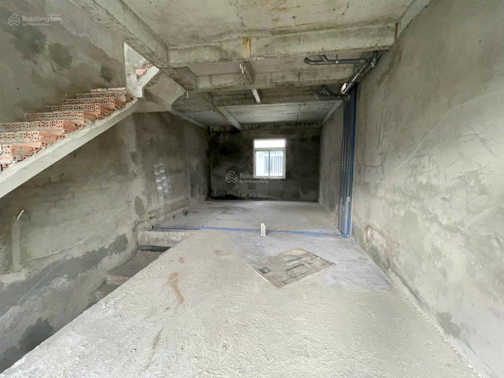 Cần bán căn nhà phố bella villa, 5x15 (75m2), dtsd 225m2, giá 2tỷ350, shr, vay được ngân hàng