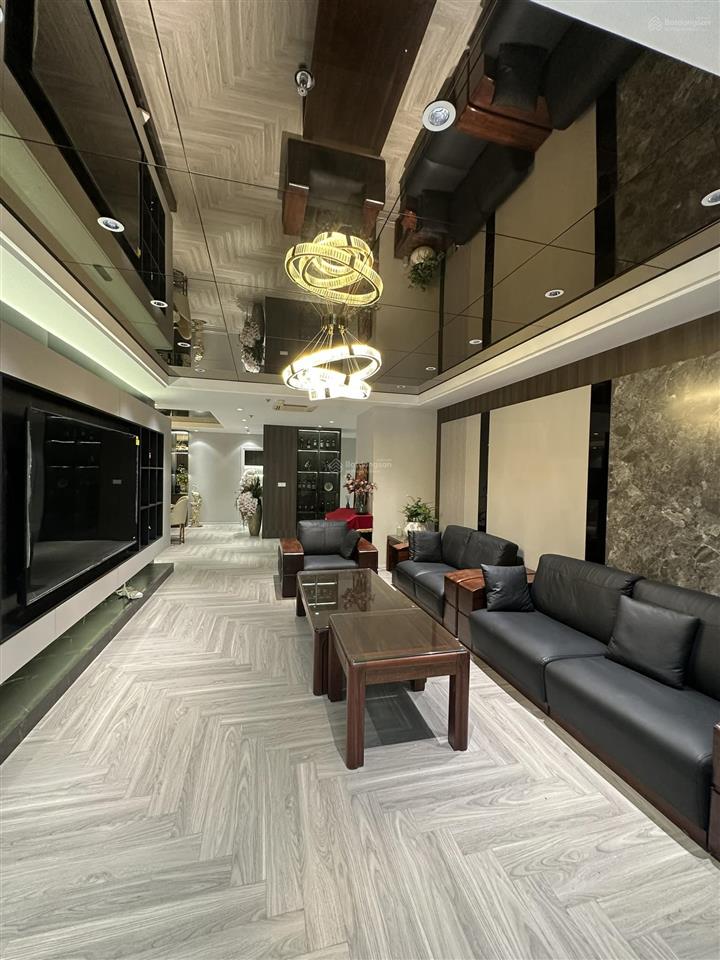 Chính chủ bán căn góc 3pn đẹp nhất tòa dv01 cc rose town, dt 105m2 hướng đông nam, tầng 19