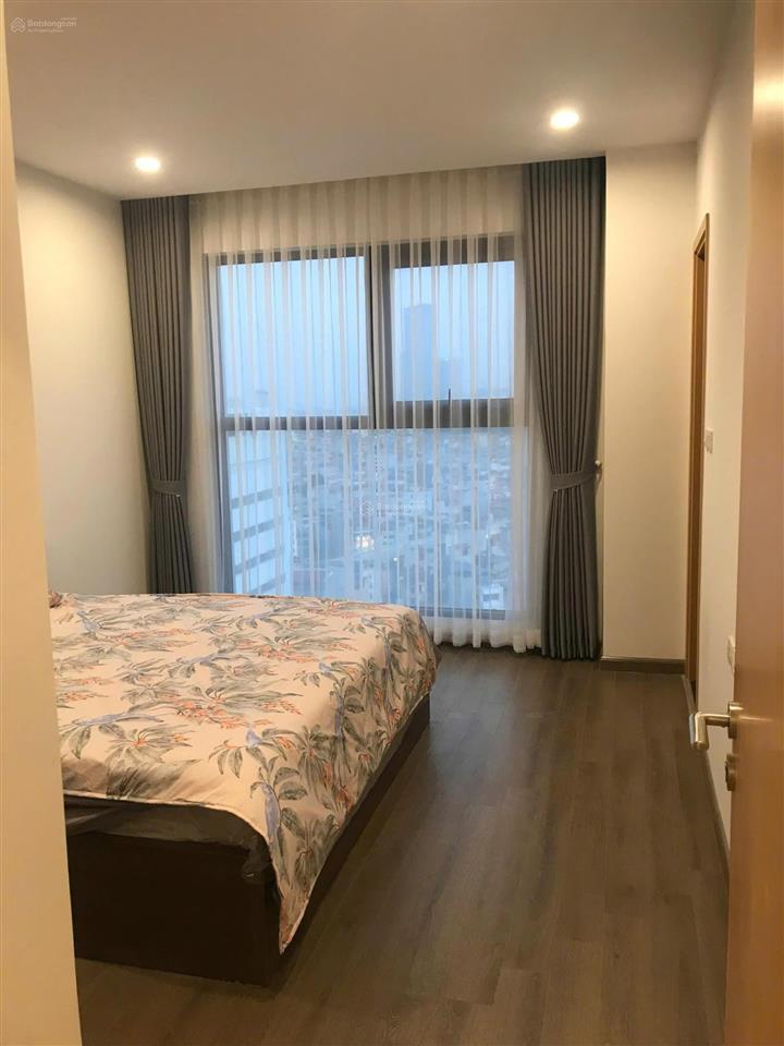 Siêu rẻ cho thuê căn góc 3pn dt125m2 full đồ tầng trung đẹp , chung cư flc 265 cầu giấy có lot xe