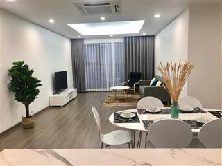 Siêu rẻ cho thuê căn góc 3pn dt125m2 full đồ tầng trung đẹp , chung cư flc 265 cầu giấy có lot xe