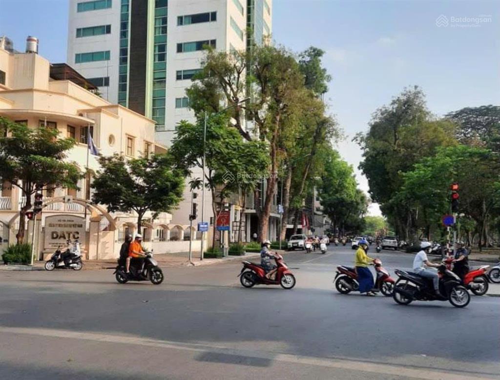 Cực hiếm mặt phố bà triệu  trần quốc toản, hoàn kiếm