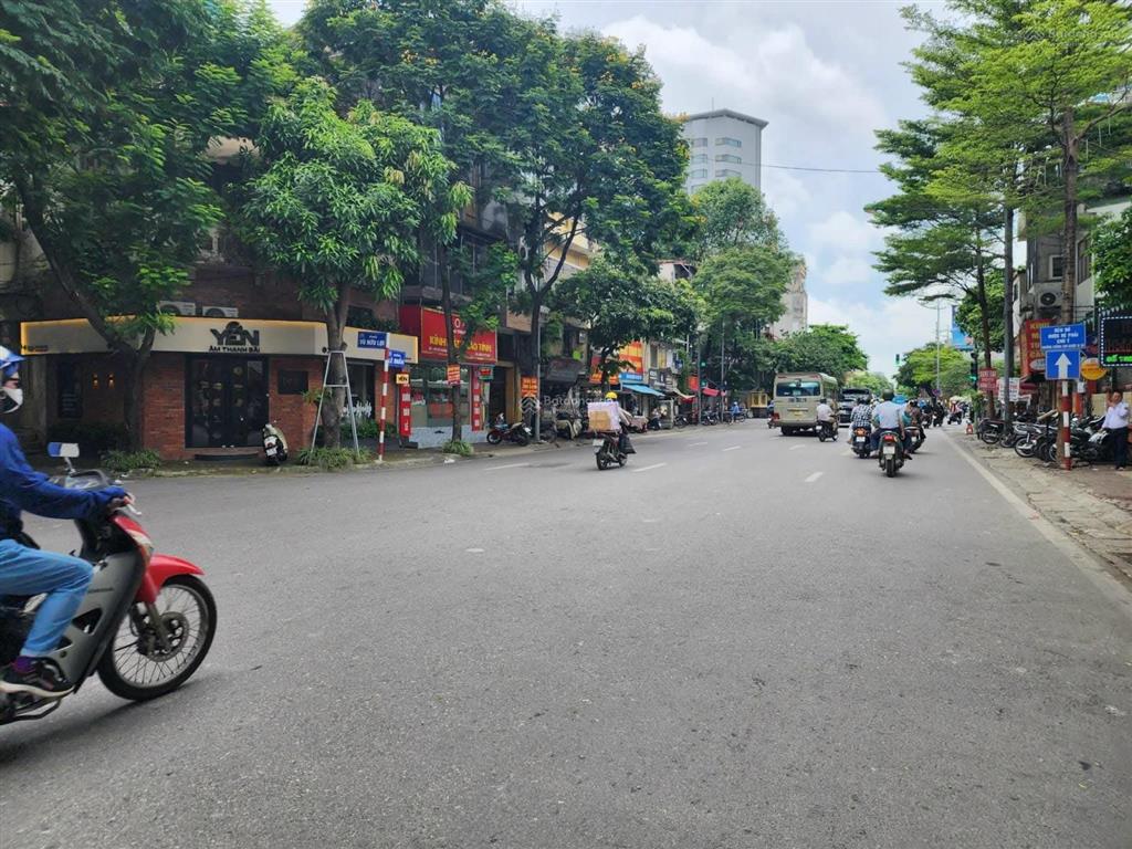 Mp ngọc lâm, long biên s 210 m2. c4. mt 16 m. chỉ 78 tỷ
