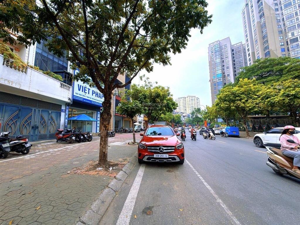 Siêu phẩm mp vũ phạm hàm cg dt 150 m. 7 tầng. mt 5.8 m. chỉ 110 ty