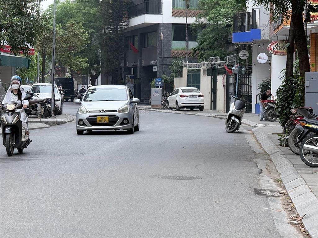 Mặt tiền tây hồ tô ngọc vân dt 140 m². 13 tầng. hầm. mặt tiền 5.9 m. chỉ 103 tỷ