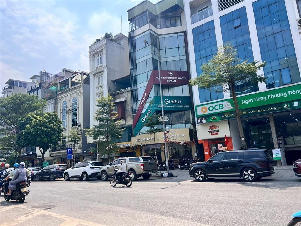 Mặt tiền ô chợ dừa, đống đa. dt 130 m². 4 tầng. mt 8.3 m. chỉ 115 tỷ