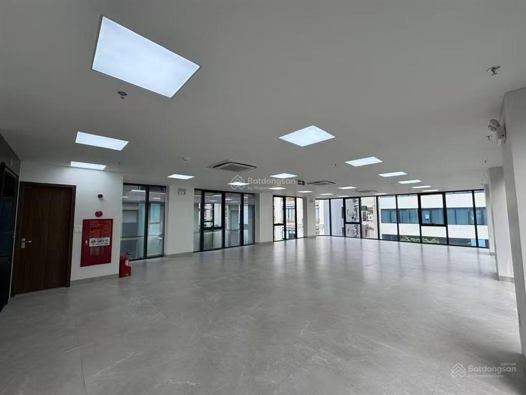 Mặt tiền vương thừa vũ, thanh xuân, dt 170 m², 9 tầng hầm, mt 9.3 m, chỉ 130 tỷ