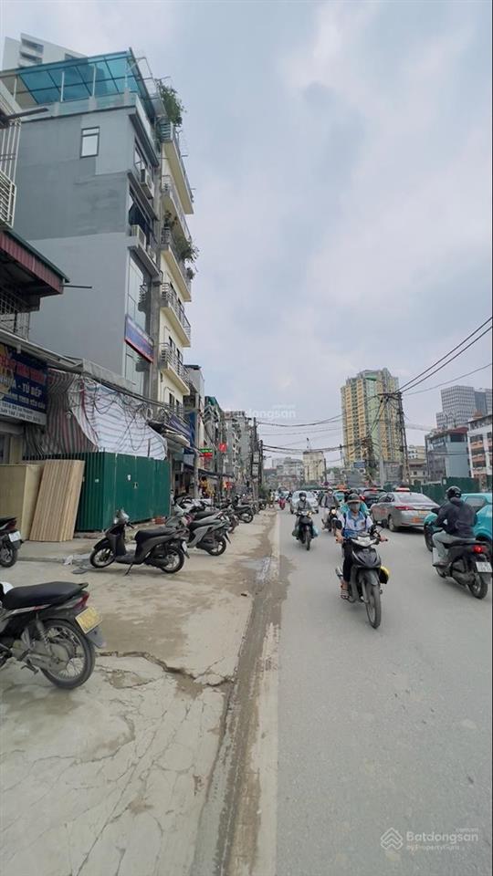 Mặt phố la thành giảng võ dt 79 m. 10 tầng hầm. mt 5.6 m. chỉ 74 tỷ