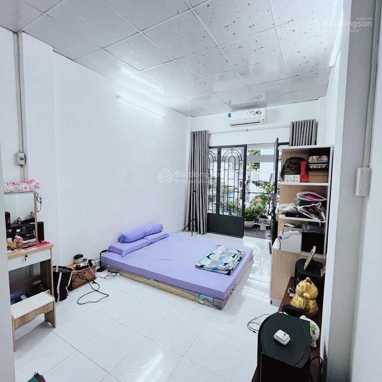 41m2  quận 6  bãi sậy  cách mặt tiền 2 căn 4,3 tỷ