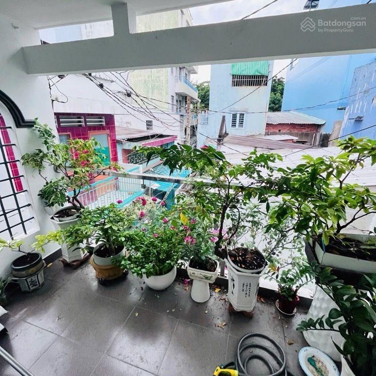 41m2  quận 6  bãi sậy  cách mặt tiền 2 căn 4,3 tỷ