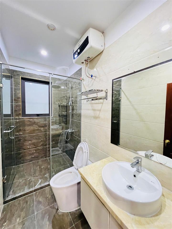 Bán nhà khu phân lô vip đống đa, oto chạy vòng quanh, dt 73m2, 4 tầng, mt 4,8m, cực hiếm, có gpxd.