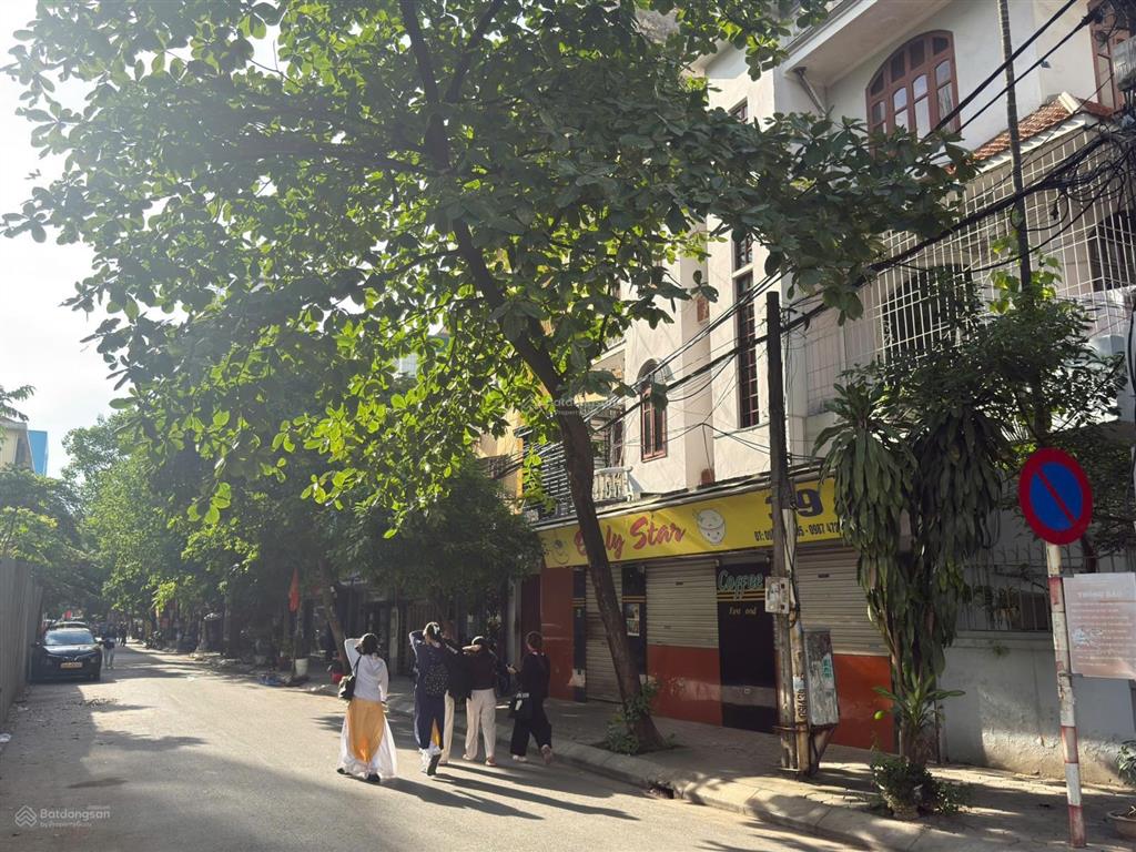 Bán nhà khu phân lô vip đống đa, oto chạy vòng quanh, dt 73m2, 4 tầng, mt 4,8m, cực hiếm, có gpxd.
