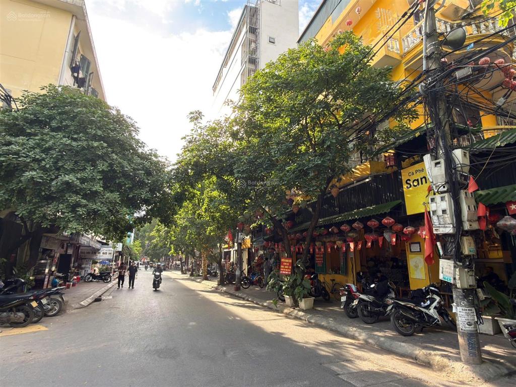 Bán nhà khu phân lô vip đống đa, oto chạy vòng quanh, dt 73m2, 4 tầng, mt 4,8m, cực hiếm, có gpxd.
