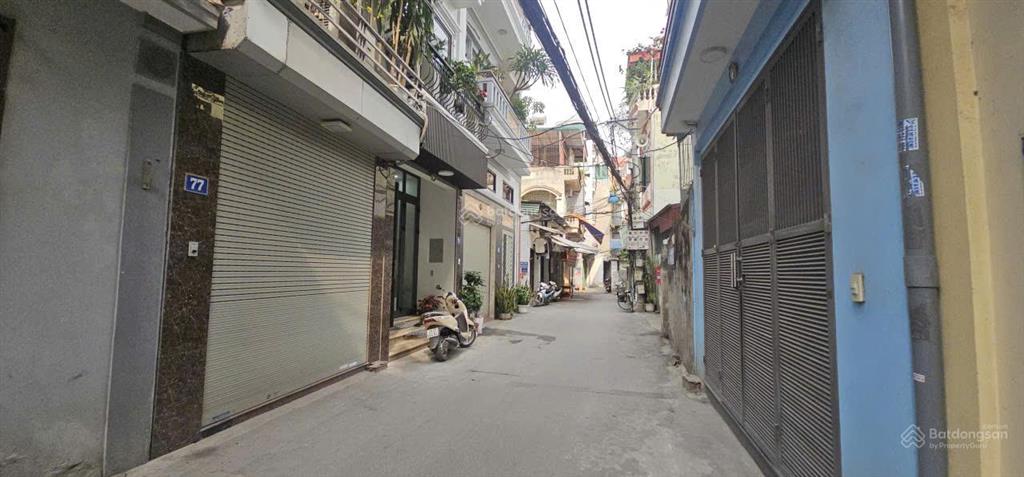 Bán nhà văn quán, hà đông diện tích 40m, 4 tầng, ô tô đỗ cửa, ngõ thông,gần ga tàu điện, giá 7.5 tỷ