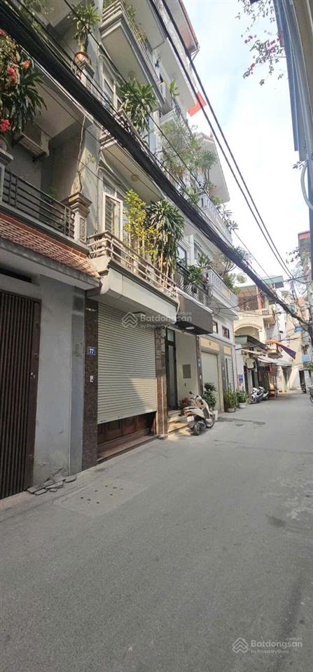 Bán nhà văn quán, hà đông diện tích 40m, 4 tầng, ô tô đỗ cửa, ngõ thông,gần ga tàu điện, giá 7.5 tỷ