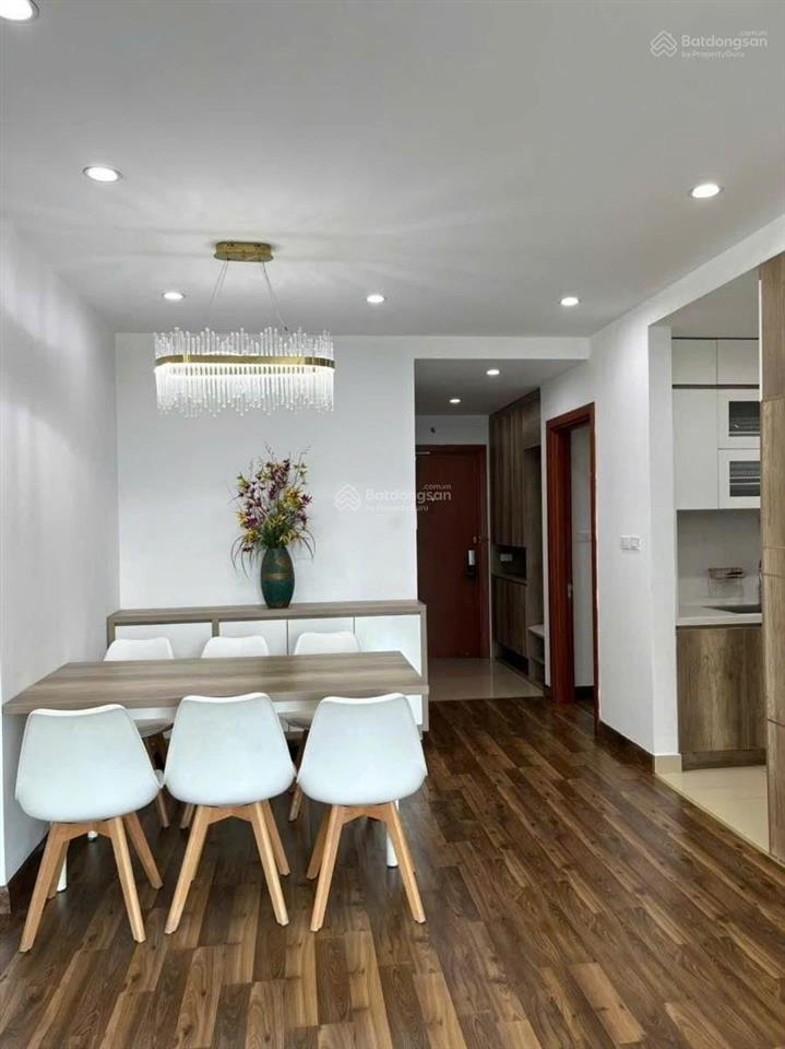 Có 102! bán chung cư khu đô thị mới nghĩa đô, cầu giấy, 50m, 2pn giá 4.x tỷ
