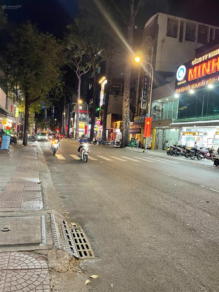 Bán gấp tòa nhà 9a tôn thất tùng, quận 1, xây cao 9 tầng nổi, giá bán 72 tỷ thương lượng