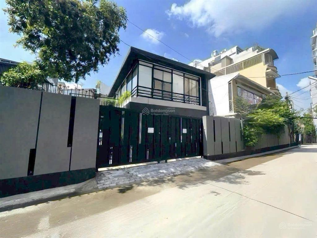 Biệt thự khan hiếm trung tâm dt 15mx20m nở hậu 20m, 2 tầng, giá 85 tỷ