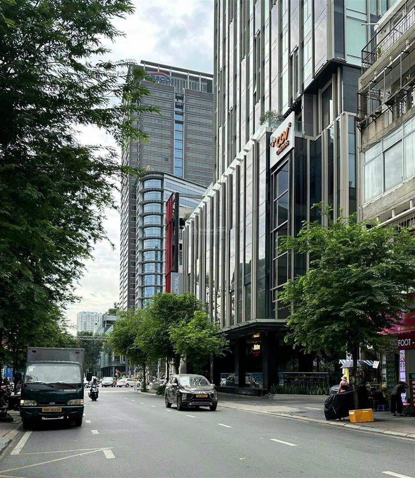 Tòa nhà mt sư vạn hạnh, dt 12mx17m, dtsd 1017m, hầm 10 tầng, 157 tỷ