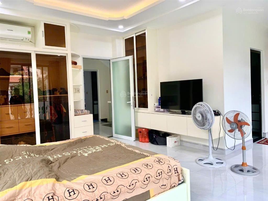 Đáng mua nhất ! biệt thự compound lương định của  4 tầng  10x18m  180m2 hđt 52/th giá 37,5 tỷ