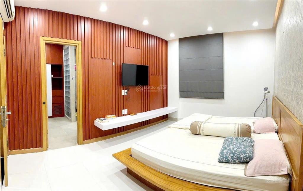 Rẻ quá a/chị ơi ! bán nhà mặt tiền thân văn nhiếp 4 tầng 7x17m  sàn 350m2  hđt 35tr  23,5 tỷ