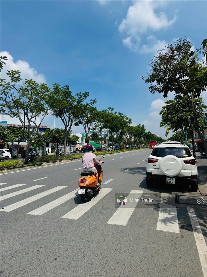 Duy nhất ! biệt thự compound view sông trần não  4 tầng  15,5 x 16,5m  hđt 70tr/th  giá 45 tỷ