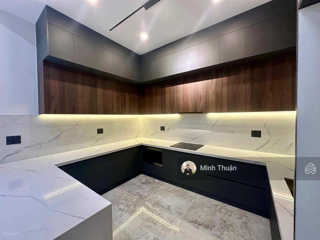 Chốt gấp! nhà rẻ hơn giá đất  ngay trương văn bang  7 x 18,5m  cn 130m2  giá cực tốt chỉ 19 tỷ