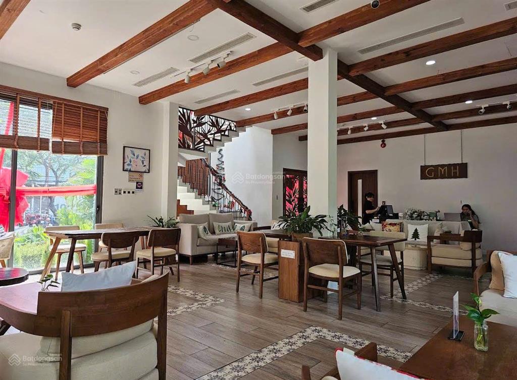 Căn villa mặt tiền sông nguyễn văn hưởng  hầm 4 tầng 25x60m  1500m2  hđt 470tr/th  giá 320 tỷ