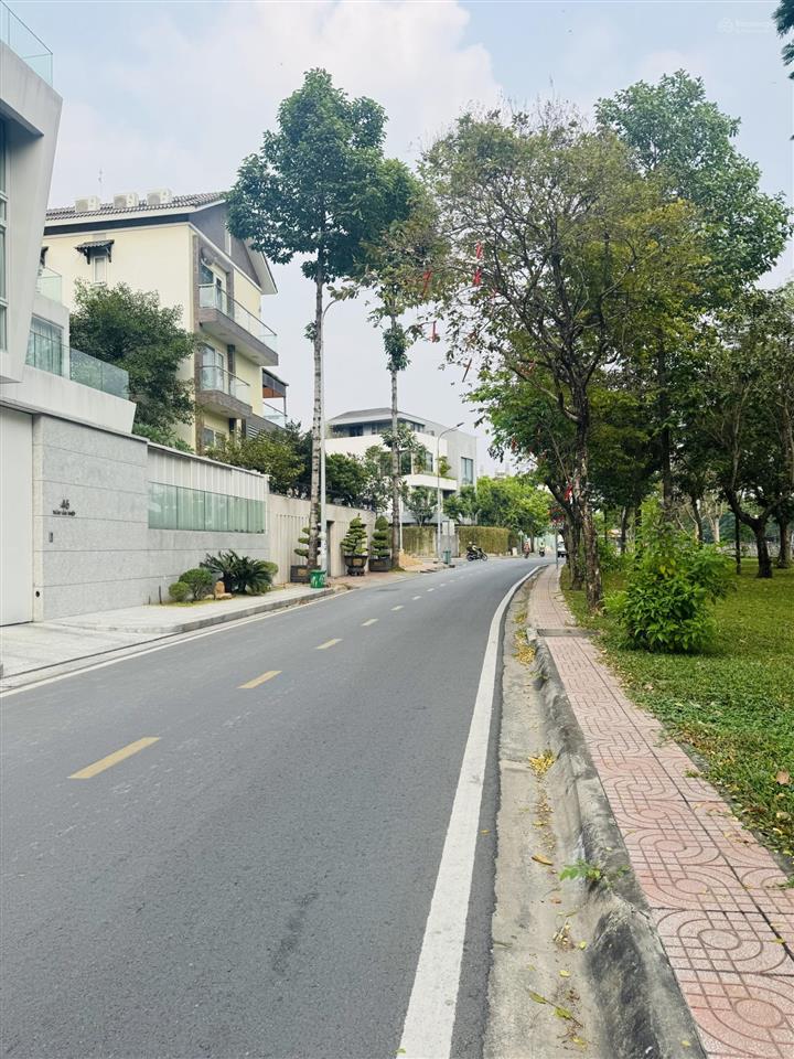 Hot ! chỉ 170tr/m2  bán lô góc thân văn nhiếp view sông  15,6 x 24m  280m2  xây cao còn tl tốt