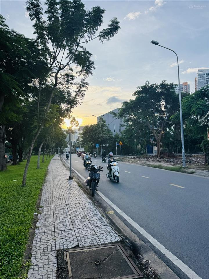 Hot ! chỉ 170tr/m2  bán lô góc thân văn nhiếp view sông  15,6 x 24m  280m2  xây cao còn tl tốt