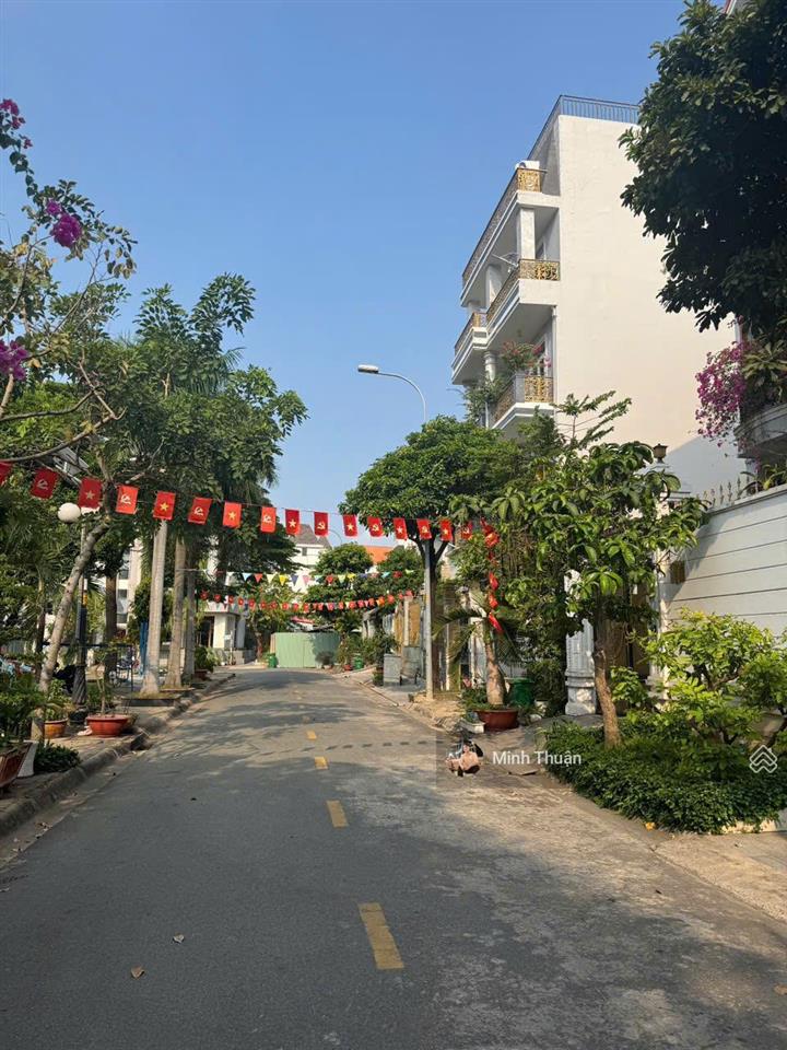 Rẻ nhất thủ đức house! bán đất view công viên  12,5m x 18m  cn 199m2  giá rẻ chỉ 22,8 tỷ