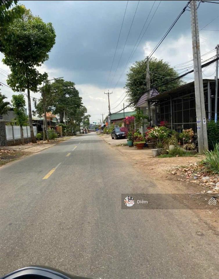 200m2 (5,7x35m) đất giá 1,4 tỷ còn thương lượng mạnh. đ.tỉnh lộ 2  tân thông hội, dân cư đông đúc