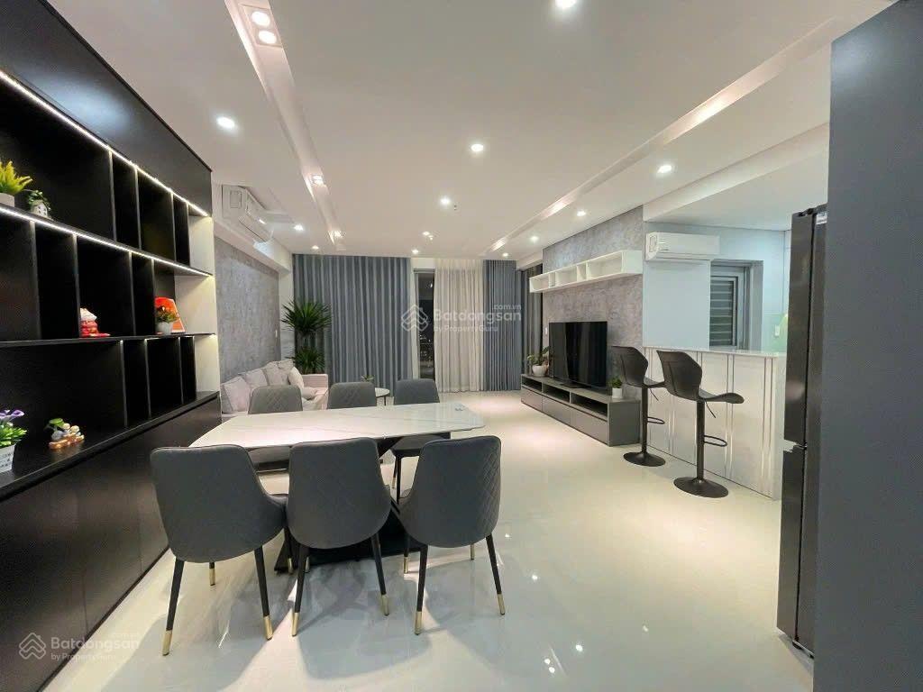 Cho thuê cc 80m2 tại the antonia, 23 triệu vnd, 2pn, 2wc, view đẹp, uy tín.  0352 390 ***