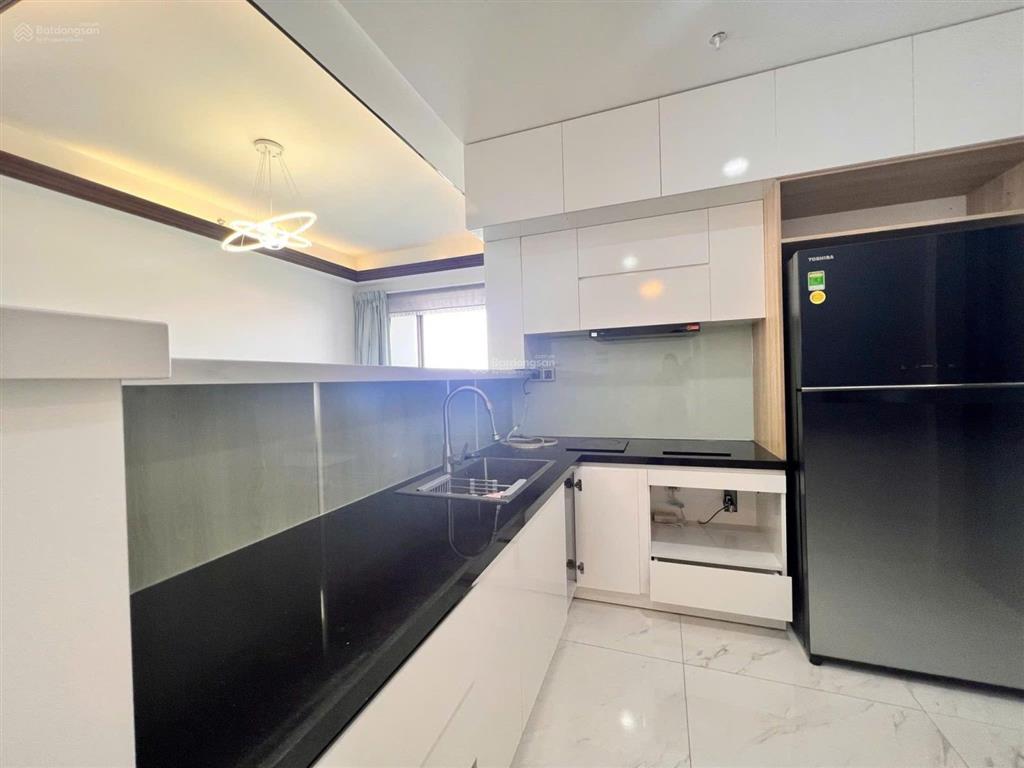 Cho thuê cc 3pn, 2wc tại midtown phú mỹ hưng, 40 triệu vnd, 135m2 0352 390 ***
