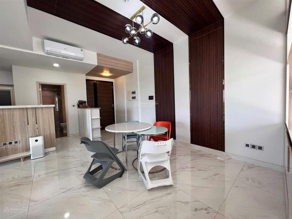 Cho thuê cc 3pn, 2wc tại midtown phú mỹ hưng, 40 triệu vnd, 135m2 0352 390 ***