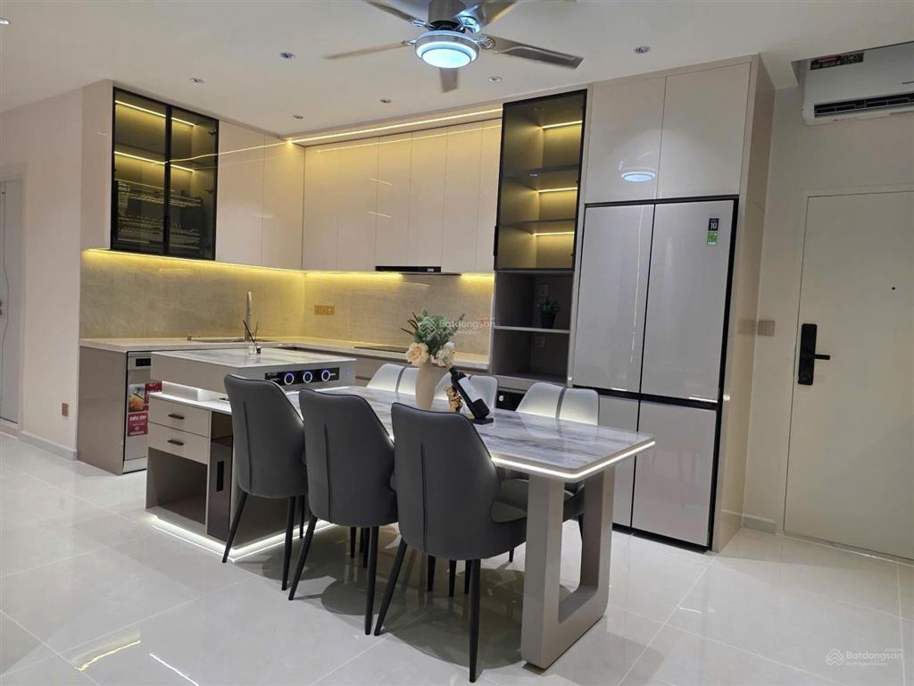 Cho thuê cc sky garden 3, 15 triệu vnd, 76m2, 2pn, 2vs, full nội thất ở q7, hcm