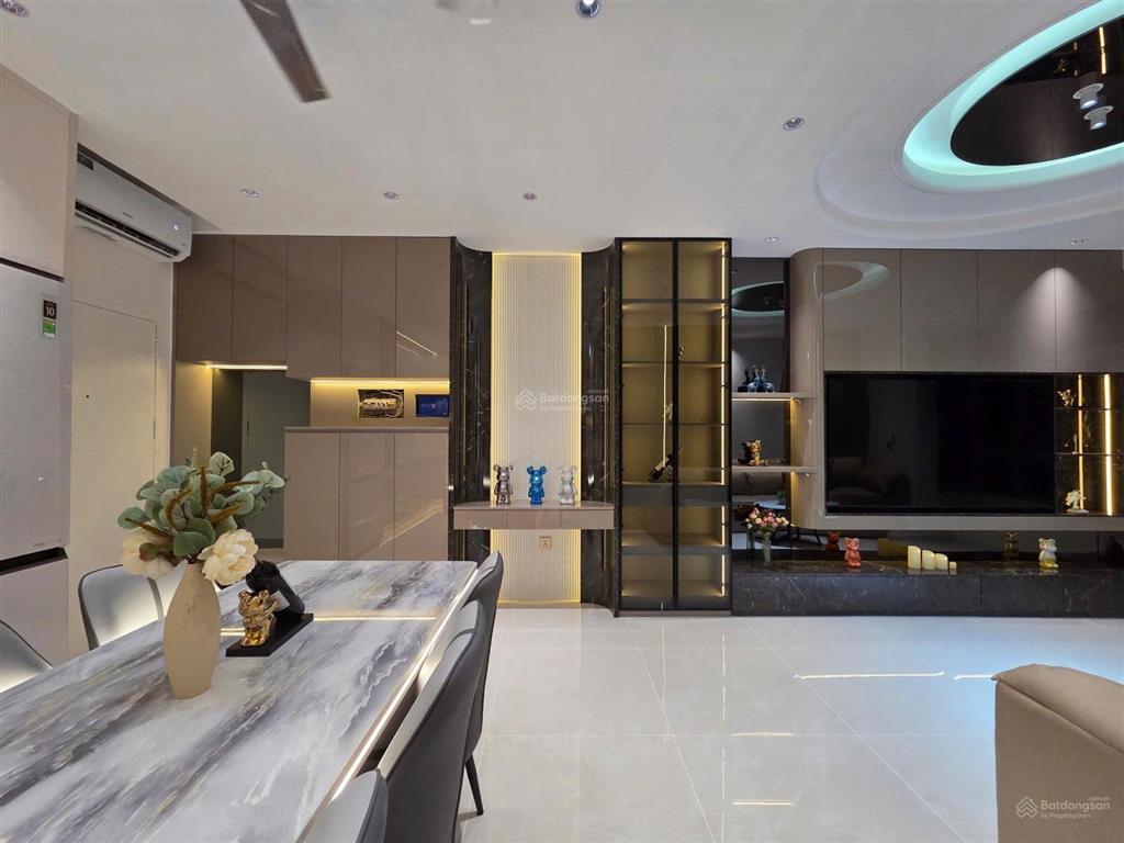Cho thuê cc sky garden 3, 15 triệu vnd, 76m2, 2pn, 2vs, full nội thất ở q7, hcm