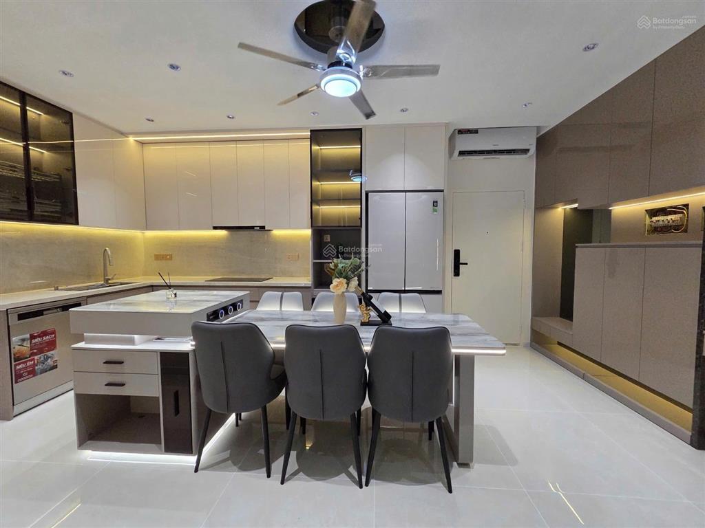 Cho thuê cc sky garden 3, 15 triệu vnd, 76m2, 2pn, 2vs, full nội thất ở q7, hcm